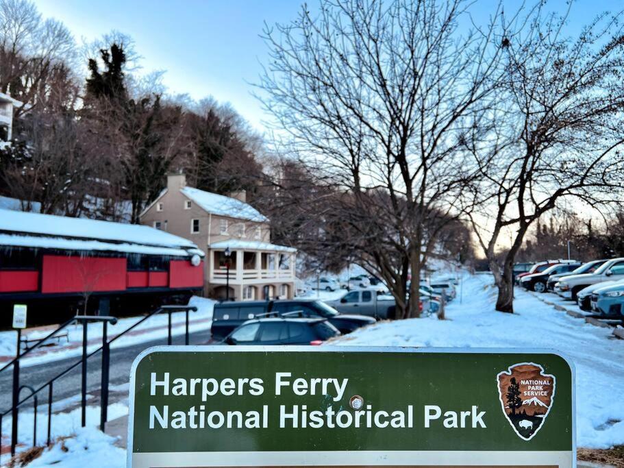 1799 Inn Harpers Ferry Exteriör bild